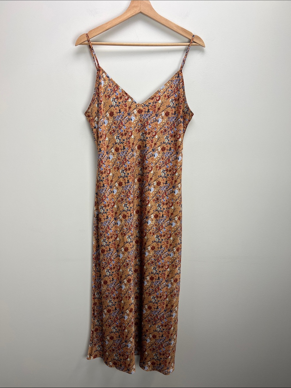 Wilfred Aritzia Only Slip Satin Midi Dress Bias Cut Brown Floral Silky Large